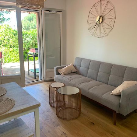 Beau T2 Avec Jardin Frejus Plage Apartman Kültér fotó