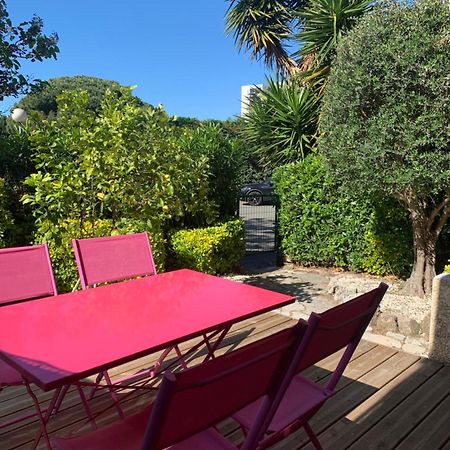 Beau T2 Avec Jardin Frejus Plage Apartman Kültér fotó