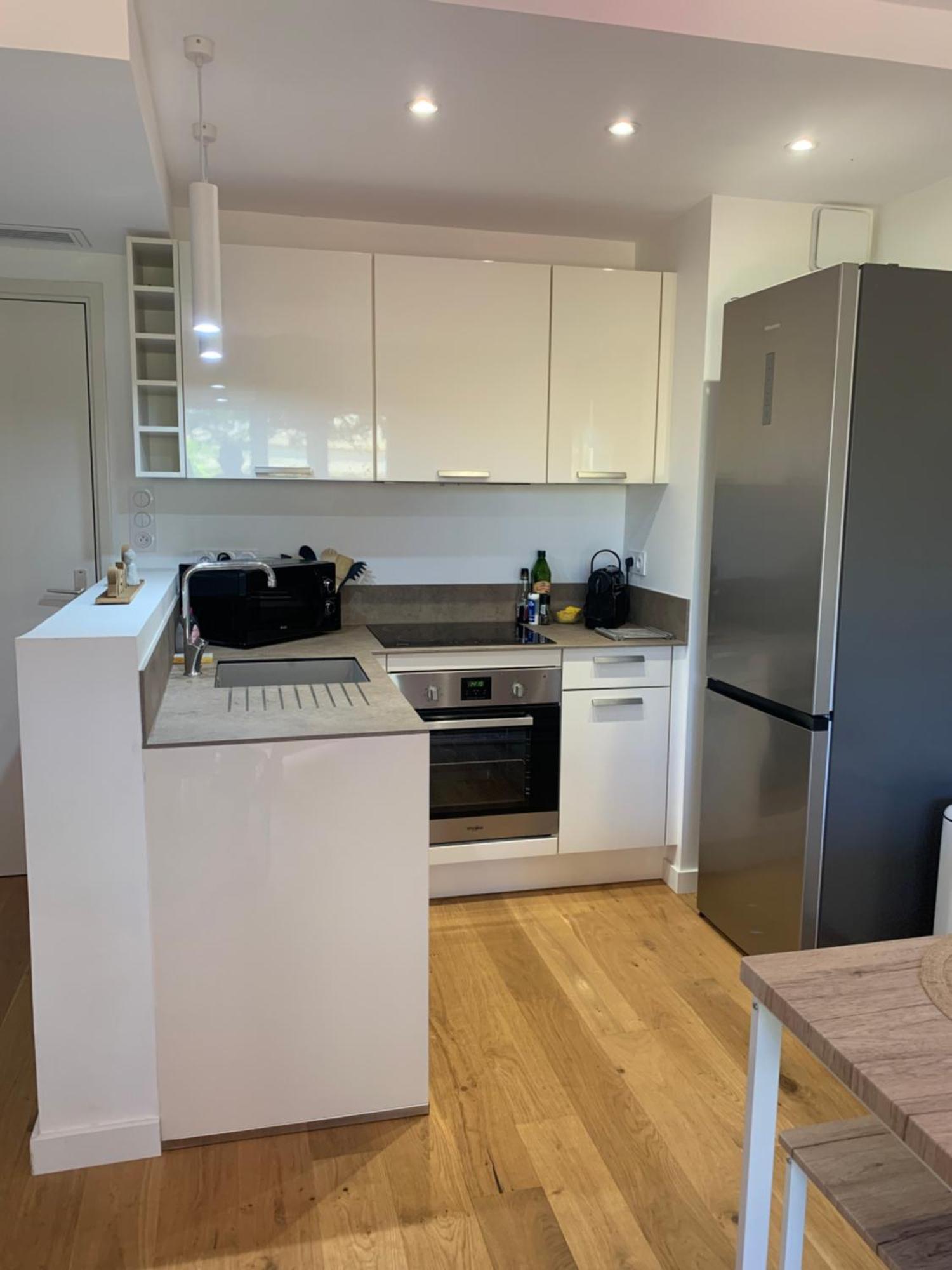 Beau T2 Avec Jardin Frejus Plage Kültér fotó